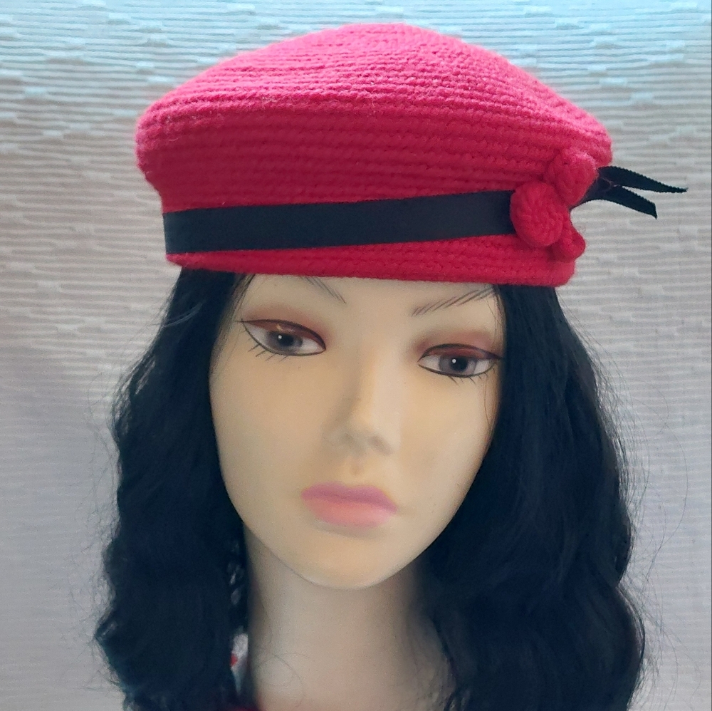 Elegant Vintage Everitt Red Women's Needlepoint Hat with Black Band